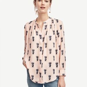 Ann Taylor Pineapple Button Down Long Sleeve Blouse Pink Navy M